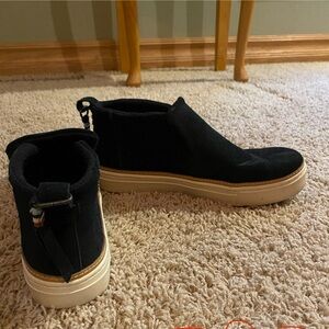 Toms Black Chukka Boots for Men